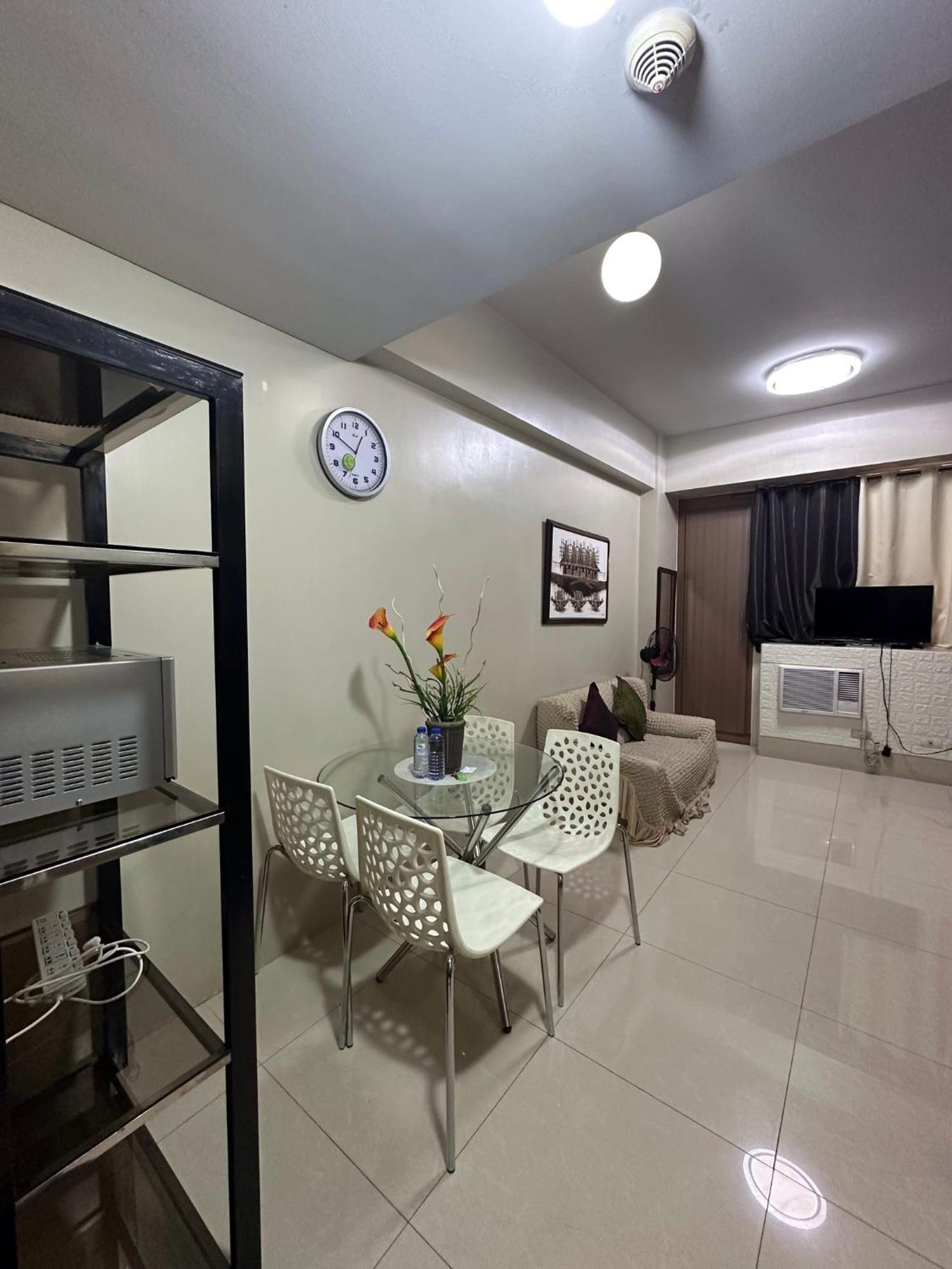 Condo 1 Palm Tree Across Naia T3 Pasay Exteriör bild